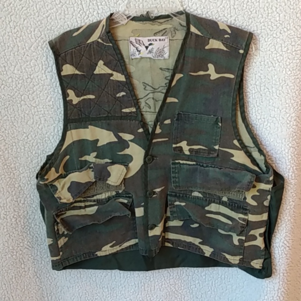 Vintage Duck Bay hunting vest green and khaki Large